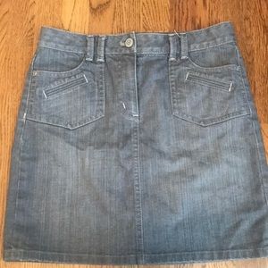 Ann Taylor blue jean skirt.  NWOT Sz 6